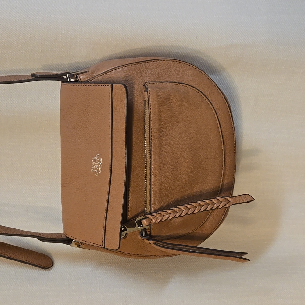 Vince Camuto Saddle bag EUC, Muted Mauve